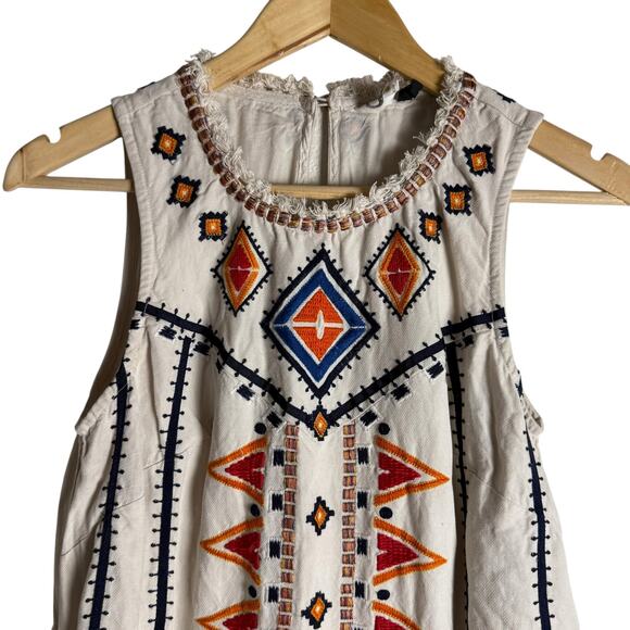Anthropologie Akemi + Kin Reagan White Boho Embroidered Shift Mini Dress Size 0 - Picture 3 of 14
